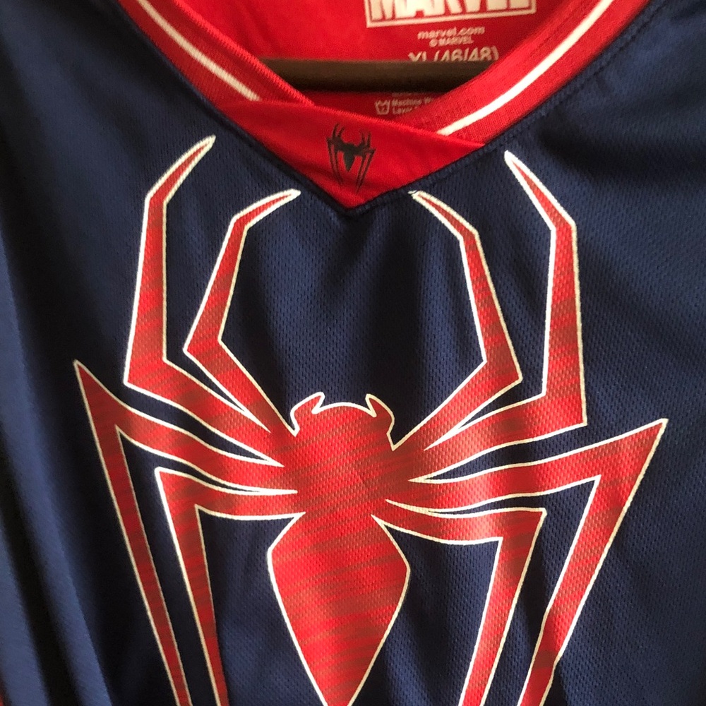 Marvel Men’s Tank Top Blue and Red Spider Logo
